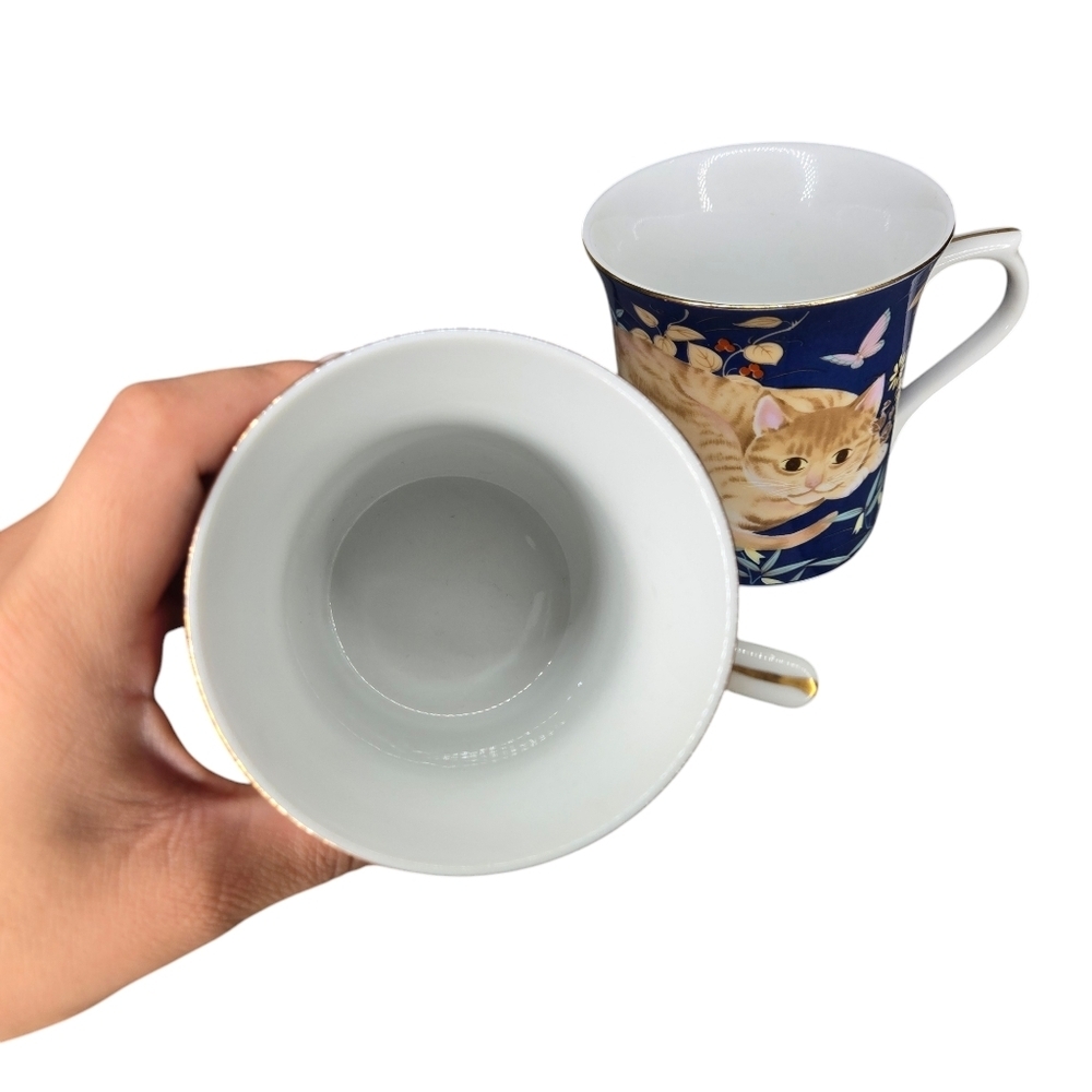 Takahashi Cathy Cat Mugs (2) - Picture 2 of 5